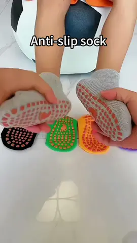 Anti-slip sock for baby #antislipsocks #sock #socks #yogasocks #forbaby #fokids #tiktokmama #fyp #foryou 