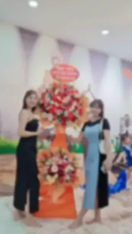 #trend_tiktok #xuhuong2023tiktok🥰 #YogaHằngNga #yoga #yogaflow #trendingtiktok #giảmmỡbụng #yogagiamcan 