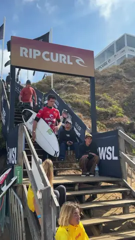 Tools down, surf's up at #BellsBeach! 🏄‍♂️ The @World Surf League Rip Curl Pro made waves along the @Great Ocean Road over the weekend, as the world's longest-running #surfing competition headed Down Under for another epic year.  🎟: Rip Curl Pro Bells Beach 2024  🎥: @tazelder for @Visit Melbourne  📍: #BellsBeach, #Torquay, #GreatOceanRoad, #Victoria   #SeeAustralia #ComeAndSayGday #Victoria #Melbourne #GreatOceanRoad #Surfing #SurfingChamps #RoadTrip #MelbourneRoadTrip #MelbourneDayTrip #RipCurlPro #MelbourneTok #AustraliaTok #Surfing ID: video captures the bustling atmosphere around a surfing competition, with spectators gathered along the beach, eagerly observing the action unfolding in the water.