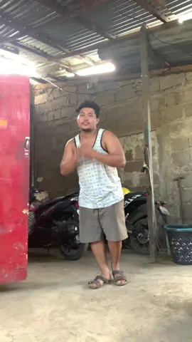 KUHANG KUHA. #fypシ #tiktoktrending #tiktokviral #BestOfTikTokPH #foryoupage #tiktokphilippines🇵🇭 #entertainment #comdey #justforfun #funnyvideos 