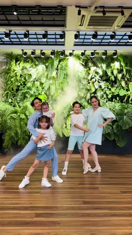 Đây là Lisa khi nhảy cùng gia đình 😂😂 #khanhthiphanhien #kubiannalisa #dancing #tiktok 