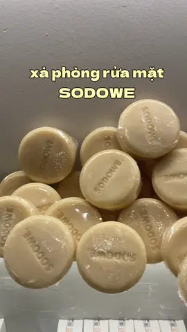 Bạn có thật sự bị mụn ẩn ? HAY MỤN NẤM MEN 🤔 #skincare #acneskin #acnetreatment #skincareproducts #skincareviral 