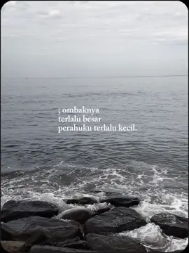 #CapCut emang setenang itu kalau lagi liat laut  #bismillahrame #4u #forupage #fyp #xbcyza #imfine #vibes #quotestory 