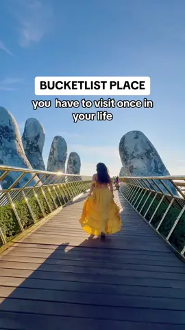 The most insane bridge in the world 😍 Save Golden Bridge in Ba Na Hills Vietnam to your travel bucket list #goldenbridge #banahills #goldenbridgevietnam #travelbucketlist 