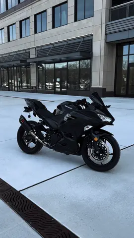 clean 400? #fyp #motorcycle #ninja400 #cardo #foryou #biker #motogirl #trending 