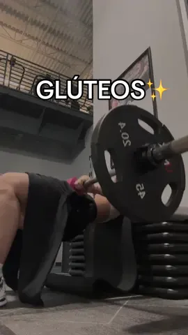 Hazlo con un peso moderado porque no quiero que te me vayas a conocer a Dios😂 espero les guste 💘💘 #rutina #gym #gluteos 
