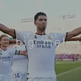 it’s just big me! #judebellingham #judebellinghamedit #bellingham #bellinghamedit #jb5 #realmadrid #rma #realmadridedit #footballtiktok #football #footballedit #Soccer #soccertiktok #foryou #fyp 