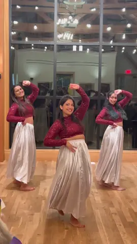 The key to learning a graceful routine: ✨ Pay attention to your wrists and lead with them  ✨ Always lean back when you do a 