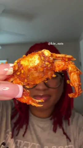 Trying baby crabs #asmr #babycrab #babycrabs #fypシ #food #mukbang #crabs baby crab snack #asmrsounds #babycrabsnacks #driedcrab 