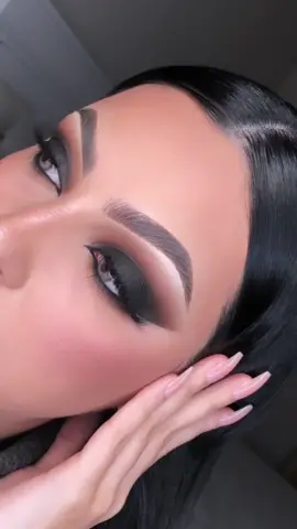 Warm Smokey Black🖤