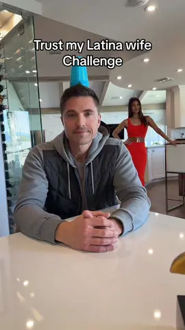 Ok @RoselynSanchezOfficial is Latina ish with her chancleta thowing skills! 😴🩴 #trustmywife #latina #chancleta #fyp 