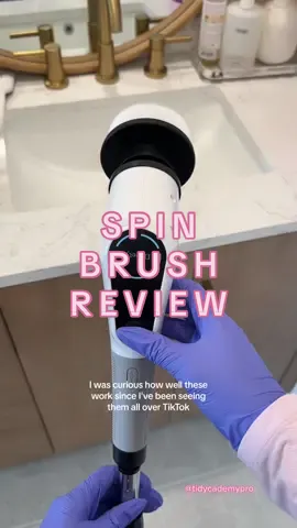 There’s an easier and faster way to clean your shower if you’re physically capable. But i love the brush for people with mobility issues! #cleaninghack #showercleaning #spinbrush #CleanTok