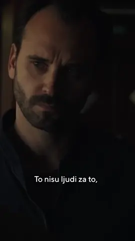 U Maraševim redovima ipak ima ratnika 🫡 #juznivetar #juznivetarnagranici #maras #petarmaras #domacifilmovi #balkantiktok 