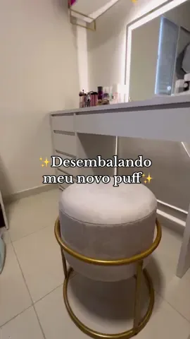 Novo puff para a nova penteadeira 💖 #penteadeira #arrumandominhapenteadeira #BeautyTok #arrumação #maquiagemtiktok #fypage 