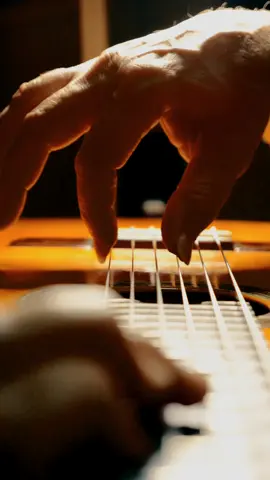 Late night# 42 #jessecook #spanishguitar #beautifulguitar #flamenco