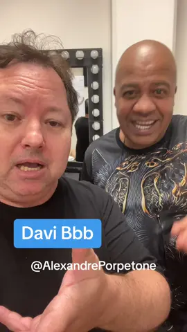 Davi BBB e os Calabresos #fy #meme #humor #tiktok #toninhotornado #calabreso #sbt #globo #imitações #davibbb #davi #redebbb #atardeésua #viral #fofica #bigbrotherbrasil 
