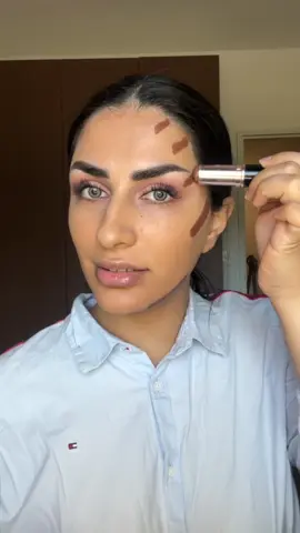 Facelift without surgery using the @Anastasia Beverly Hills contour stick