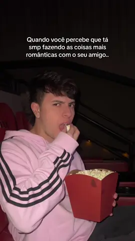 Acho que agt precisa de uma namorada… #chango @Allan Jeon 