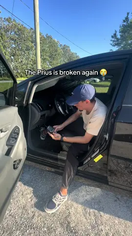 The Prius decided to break again 😖 going fix it up and then list it for sale as we no longer need it since getting the van. #mobilemechanic #mechanic #mechaniclife #mechanicsoftiktok #fyp #foryou #carsoftiktok #carslover #prius #cars #prius #toyota #ad #toyotaprius #cartok #carguy 