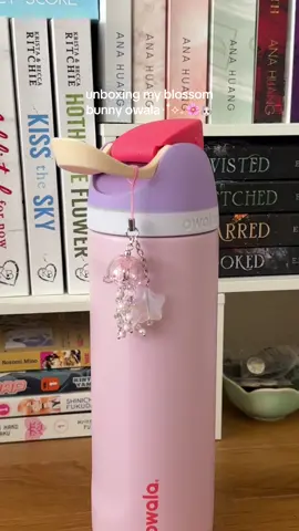 the last water bottle i will be buying hopefully 😭 ty konnor for filming #unboxing #owala