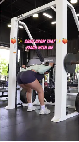 I can’t believe I drank the WHOLE damn thing lol, it was so GOOD THOUGH!!!🔥 Enjoy this workout vlog babes🫶🏼 here’s the workout - Hip thrusts into KAS glute bridge  - Smith machine Bulgarian split squats  - Goodmornings - Lying hamstring curls  - Weighted hyperextensions  workout fueled by: @ghostlifestyle  save & support w/ code swolemates 🫶🏼🥤 fit details: @buffbunny_collection  save & support w/ code LYS 🫶🏼🐰 #gymvlog #legday #gymgirls #Fitness #glutesworkout 