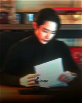 i really need to see him in a vampire or billionarie CEO role. #leesoohyuk #이수혁 #parkjoonggil #tomorrow #tomorrowkdrama #kdramaedit #fyp #fypシ゚viral #viral #illusionaes #sosoaked