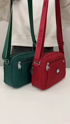 Beg silang kecil untuk wanita, beg gaya Korea yang bergaya, penghantaran cepat #slingbag #skmliya #fyp #begs #bagpantai #beachbag #beg #knitbag #km_center 