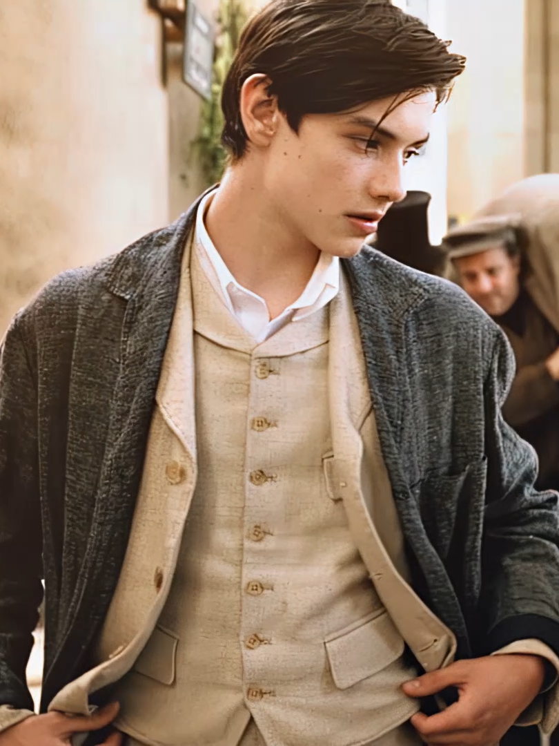 him in this movie >> | #tewkesbury #tewkesburyedit #louispartridge #louispartridgeedit #enolaholmes #enolahomesedit #foryoupage #viral