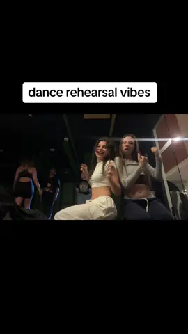 dance rehearsal vibes 🫶🏻