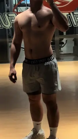 Body fat #gymer #gym #mensfashion #xuhuong #traidep #🍑 #muscle #bear 