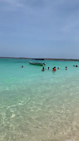 Playa Tranquila, Barú, Cartagena de Infias, Colombia 2024 #baru #cartagenadeindias #paraiso #mar #vida #vacaciones 