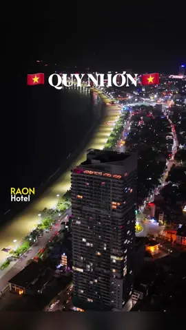 Welcome to Quy Nhơn city 🇻🇳 📸Toàn cảnh Quy Nhơn về đêm by @RAON đi lon ton  #raondilonton #raontravel #raonhotel #raonquynhon #quynhon 