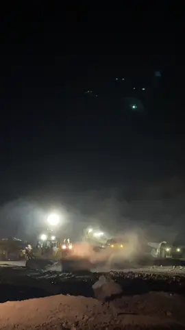 Malamnya anak tambang🔥🦇#tambangbatubarakalimantan #pamapersadanusantara #tambangindonesia #pama #271triliun 