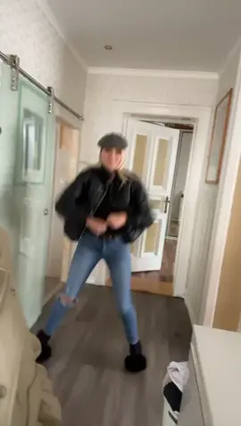 #dance #goodvibes #bestfriend #berlin #music 