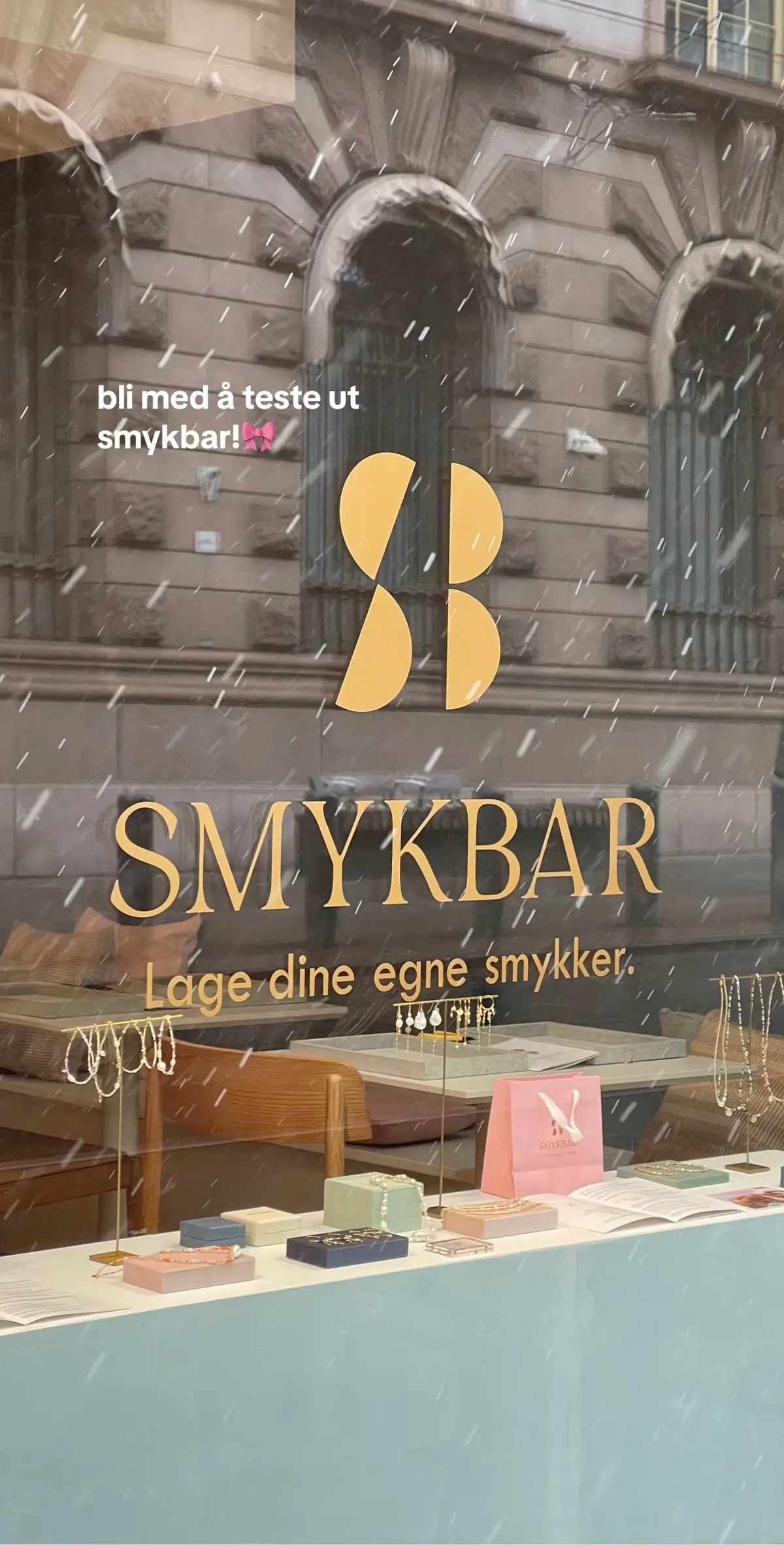 åpner 5. april i prinsens gate 12! 🎀💕 #smykbar #oslo #tingågjøreioslo @SMYKBAR 