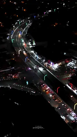 Keindahan Jembatan Fly Over Simpang Surabaya di Malam Hari, Kota Banda Aceh.  #JelajahRamadan #viral #beranda #acehviral #ramadhan2024 #wisataaceh #acehtourism #wonderfulindonesia #nightvibes 