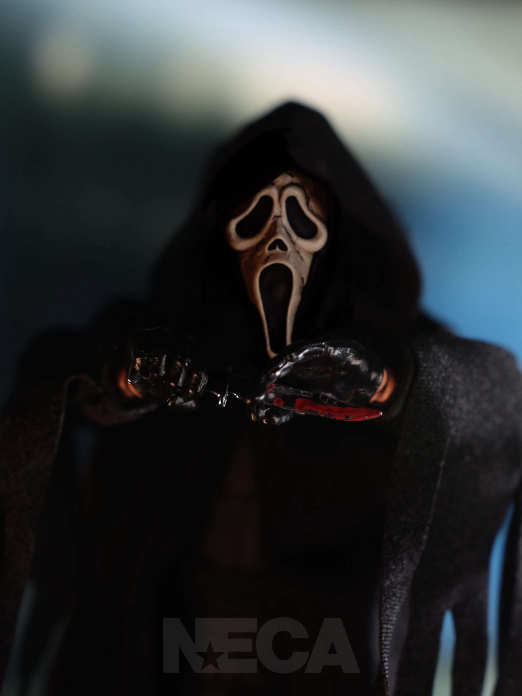 ANNOUNCEMENT!! ➖ Ultimate Ghost Face: Inferno 7” Scale Action Figure ➖ Ghost Face is back and coming in hot! This all-new Ultimate 7-inch scale action figure features updated sculpt and articulation beneath a new, opening soft-goods cloak with three interchangeable hood options. In addition to NECA's updated faceplate technology, Ghost Face comes with four interchangeable masks: chrome, white, devil, and aged. Other accessories include chrome knife, bloodied chrome knife, pitchfork, flamethrower with flame attachment, two machetes, and interchangeable hands—including the iconic “knife wipe” hand for the first time at retail. Presented in collector-friendly box with window flap, making this devilish slasher the hottest Ghost Face figure yet! ➖ Shipping to NECA retailers soon!  ➖ #GhostFace #GhostFaceInferno #Horror #Actionfigure #NECA
