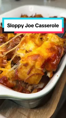 Sloppy joe casserole but with bbq sauce. Serve with sour cream and enjoy! #dinnerrecipe #dinneridea #easydinner #cheapdinner #dinner #dinneridea #easycooking #cooking #howto #Recipe #EasyRecipe #casserole #sloppyjoecasserole #food #meal 
