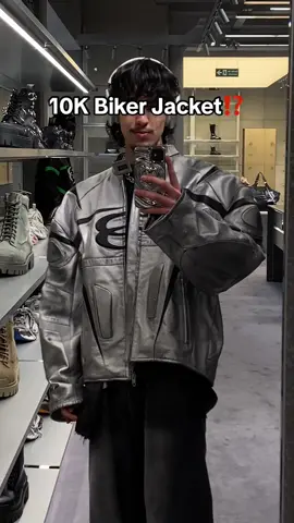 Good Balenci 👍 #fashion #highfashion #OOTD #outfit #balenciaga #vetements #demnagvasalia #rickowens #enfantsrichesdeprimes #brussels 