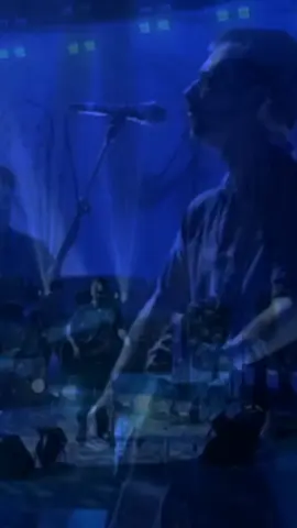 paranoid android - radiohead #radiohead #paranoidandroid #okcomputer #thomyorke #radioheadfan #subtituladoespañol #parati #fyp 