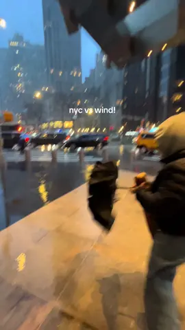 45mph gusts and so many broken umbrellas on the streets 😵‍💫 #nyc #newyork #weather #fyp