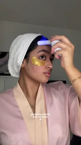 My evening skincare routine as a high maintenance girly after a long day🧖🏽‍♀️✨🪞🌙  #eveningroutine #eveninggown #eveningskincareroutine #skincareroutine #skincaretips #nightskincareroutine #koreanskincare #koreanskincareproducts #highmaintenance #highmaintenancefemale #nightroutine #asmrskincare #selfcareroutine #SelfCare #glassskincare #sensitiveskincare #guashatutorial #bluelighttherapy 