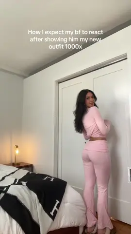 Psa: it’s finally BACK in stock #loungewear #loungeset #pink #OOTD #pjs #leggings #viral #comfy 