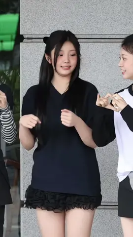 she’s so cute ! requested by : no one ! #illit #wonhee #fancam #highqualityfancam #kpop #blowthisup? #kpopfyp #fyp #chaefeelscom #sunooliia 