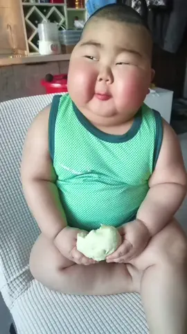 #fyp #foryou #malaysia #goodthing #goodthings #babygoodthing #tiktokforgoodth #funnychild #funnychildren #fatbaby #cutebaby #fatkids #cutekid 