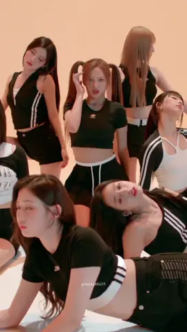 Chiquita focus 'SHEESH' dance performance #chiquita #sheesh #danceperformance #babymonster #baemon #fyp 