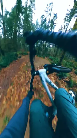 A rowdy ender lap! #mtb #bike #vancouver #ride 