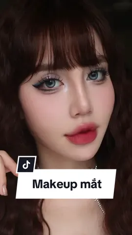 Dạo này hay make mắt này chụp hình lắm íii #goclamdep #thuvienmakeup 