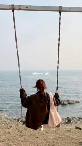introvert girl🥀 #introvertvibes #introvert #alone #alonevibes #fyp #silent #aesthetic #xybca 