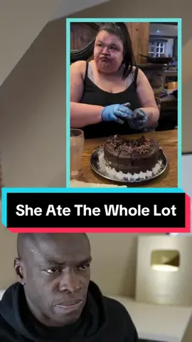 She Ate with no Teeth 👀😰 #chocolate #cake #eating #challenge #reaction #blindreaction #reactions #bakery #teeth @Cattlemans Steakhouse (PGN) 